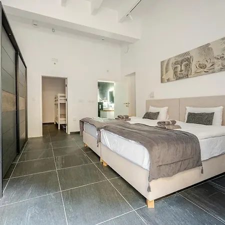 Luxury With Private Pool Xagħra