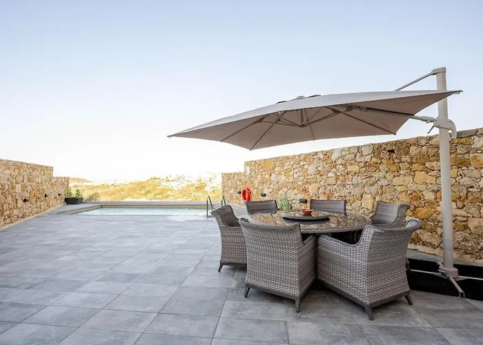 Luxury With Pool Apartament