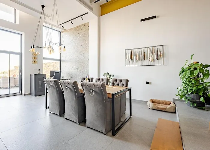 Luxury With Pool Apartament *