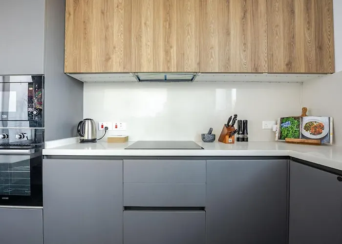 Luxury With Pool 아파트